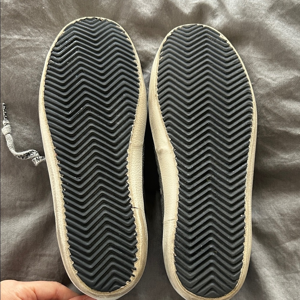 Golden Goose Sneakers - Picture 13 of 14